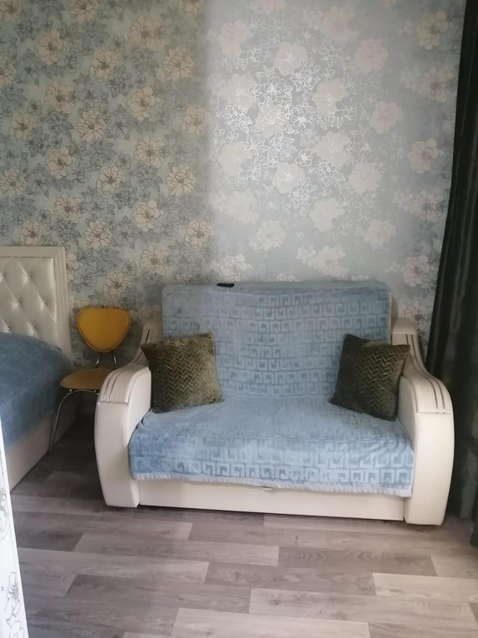 Appartement Happy House à Karagandy Extérieur photo