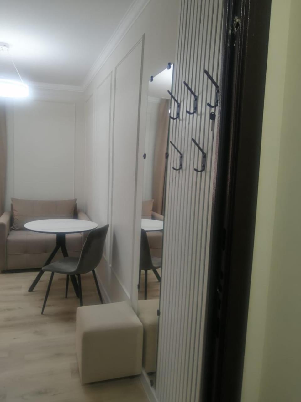 Appartement Happy House à Karagandy Extérieur photo