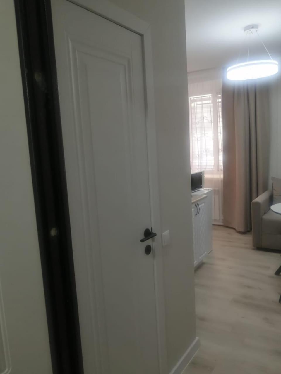 Appartement Happy House à Karagandy Extérieur photo